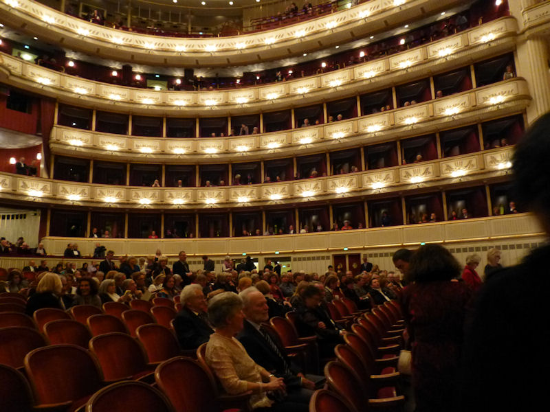 ウィーン歌劇場内部②