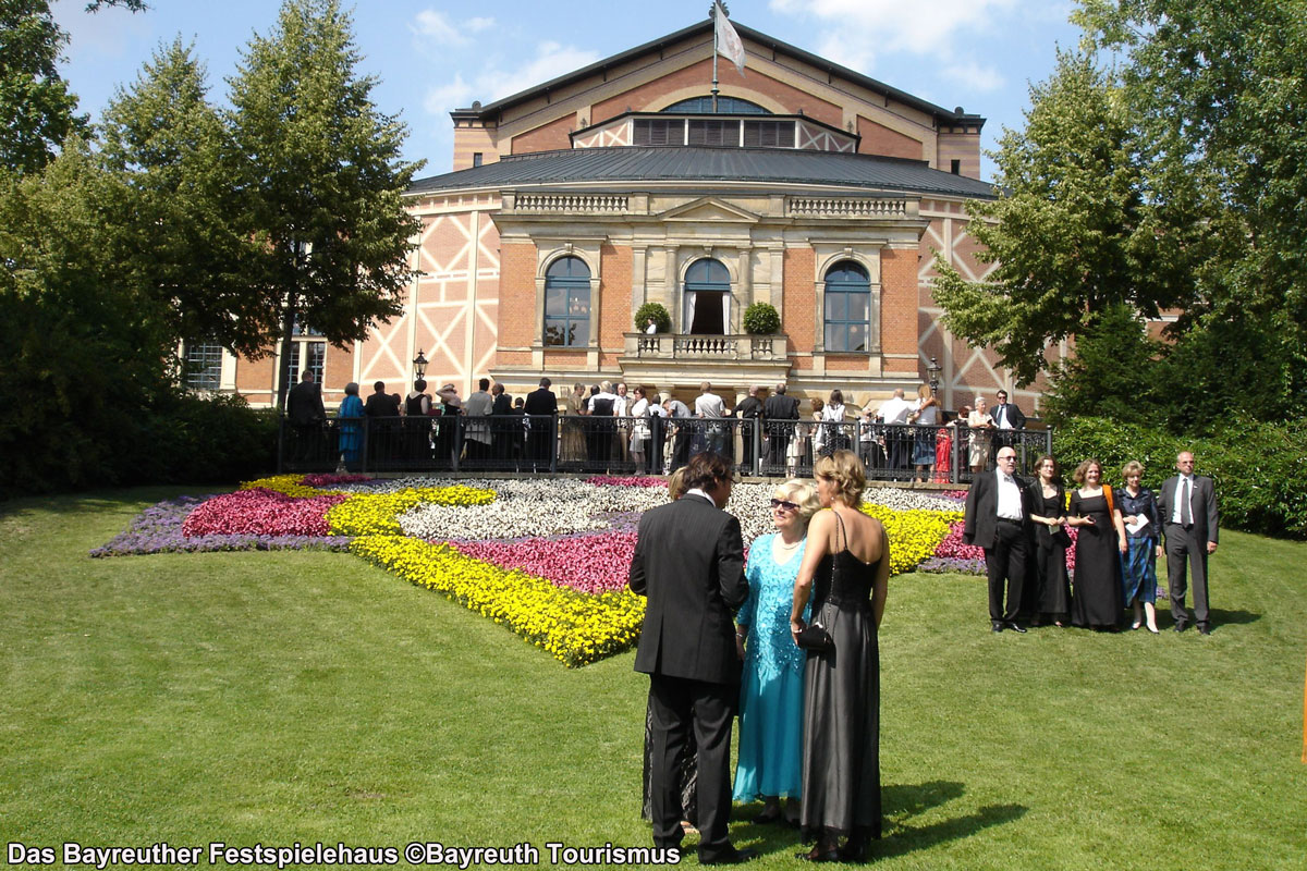 バイロイト音楽祭　チケット
